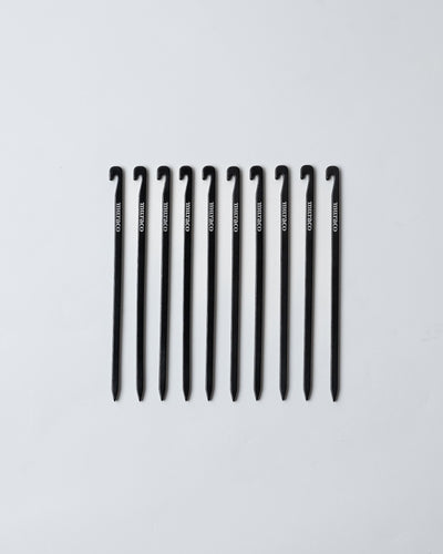 ANGULAR NAILS BLACK